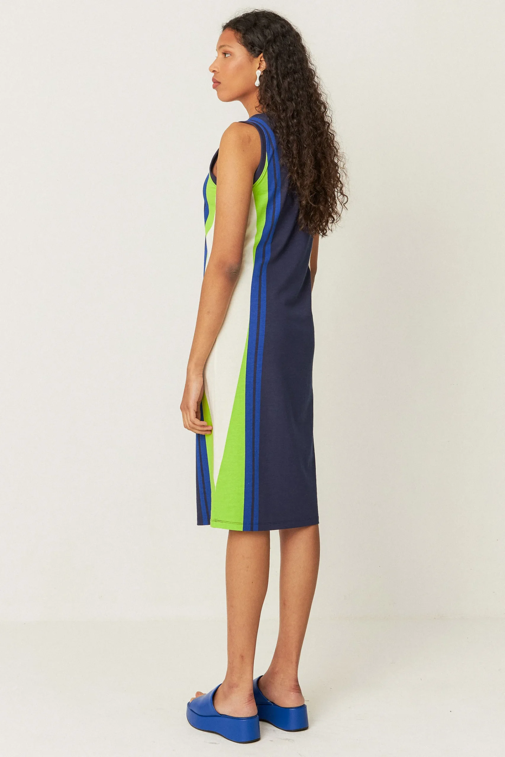SKFK ROBE MAIKA-GOTS- Robes